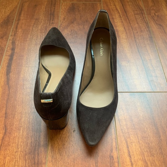 Calvin Klein Natalynn Leather Block Heels - Picture 9 of 9